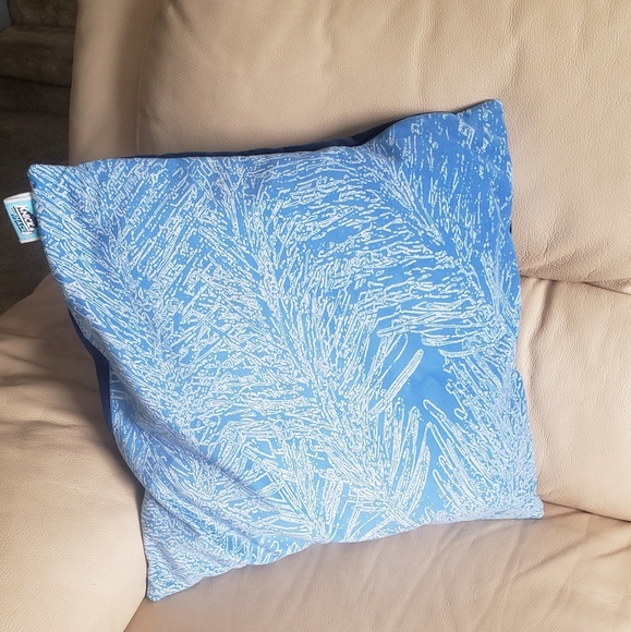 Knick & Knack Other - Soft Velveteen Throw Pillow Cover